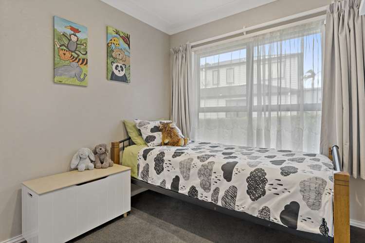 11 Rochas Place Clover Park_23