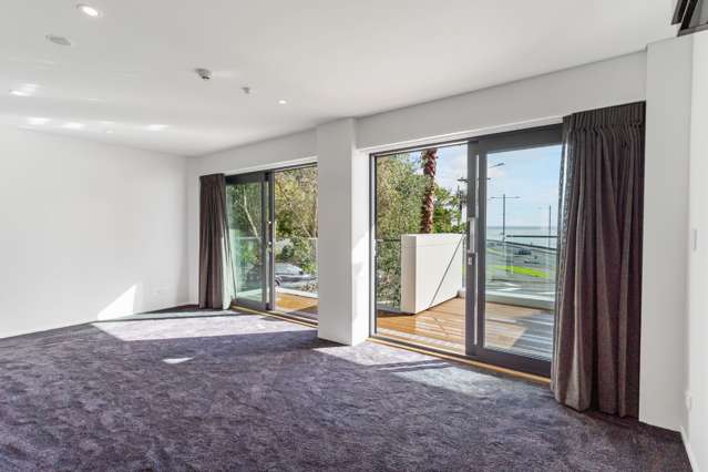 L2/345 Tamaki Drive 1787_2