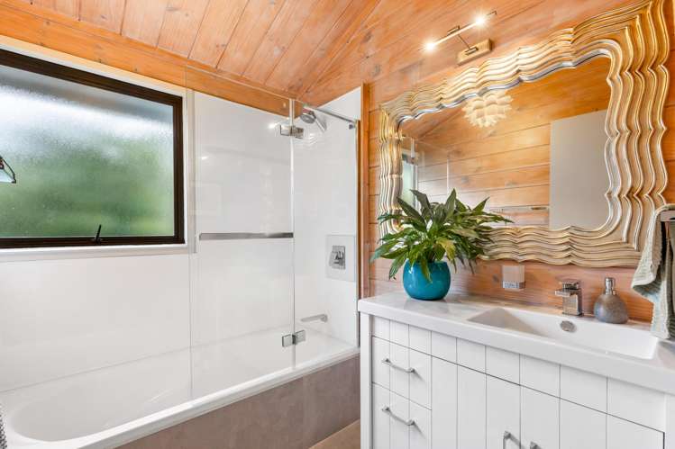 4 Forsythe Place Massey_33
