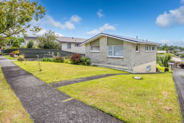 5 Pelorus Street Glenview_35