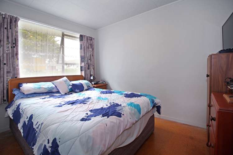 8 Mataura Place Clover Park_5