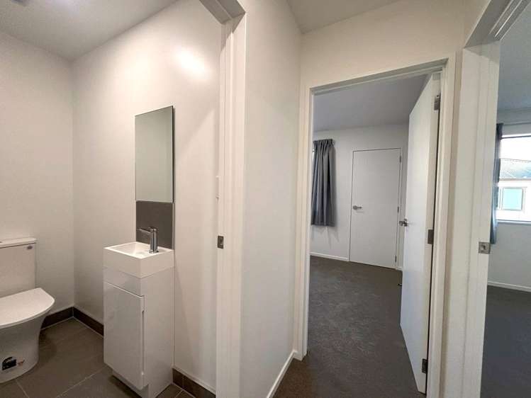 E/6 Waitaki Street Henderson_8