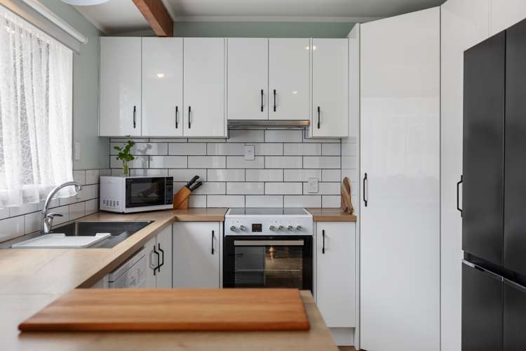 227 Papamoa Beach Road Papamoa_8