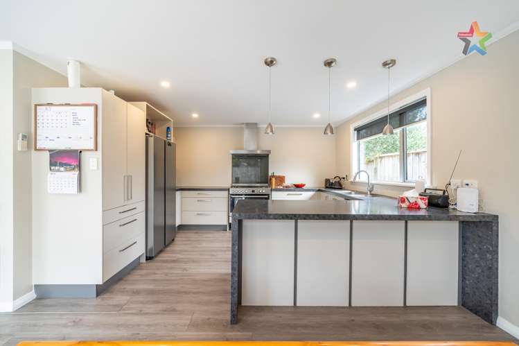 51 Bristol Square Lower Hutt_10