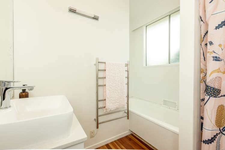 86a Avondale Road Taradale_16