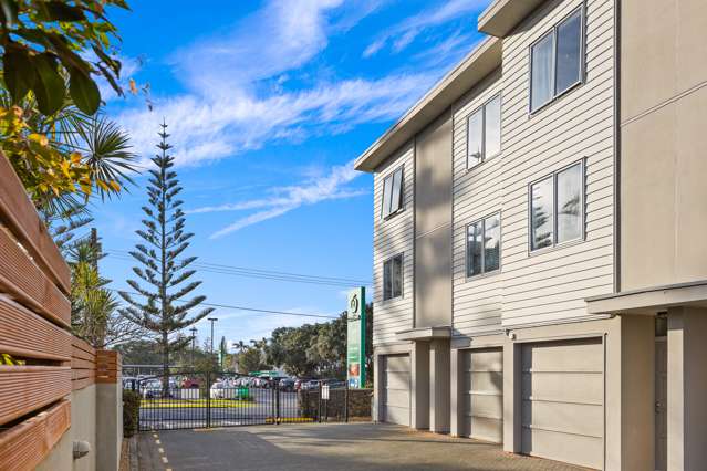 2/3 Riverside Road Orewa_3