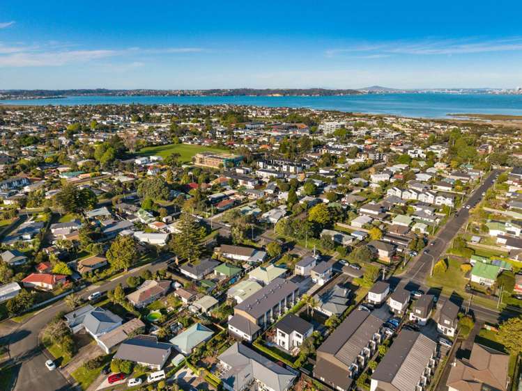 Lot 1-9/92 Gloria Avenue Te Atatu Peninsula_33