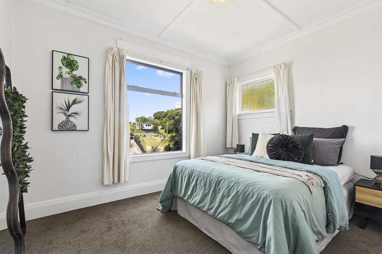 24 Hungerford Road Lyall Bay_3