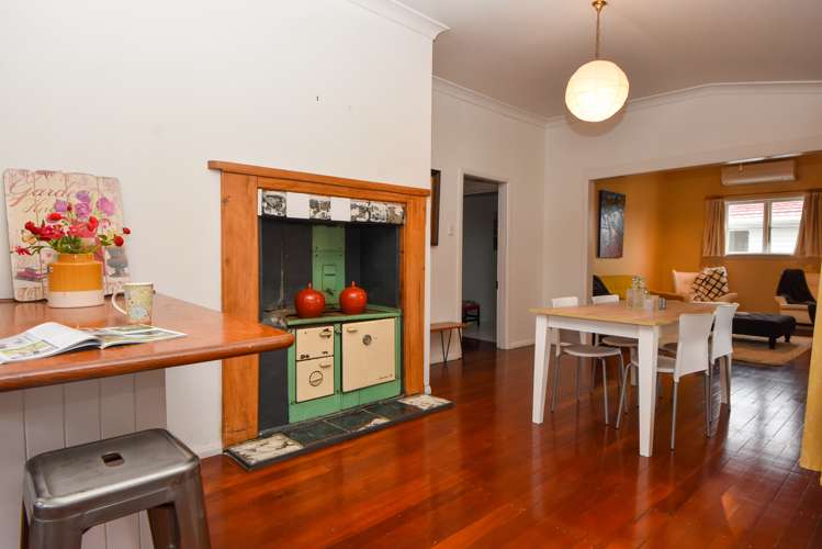 224 High Street South Carterton_6