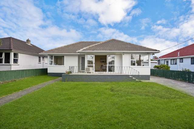 4 Kiernan Place Kelston_1