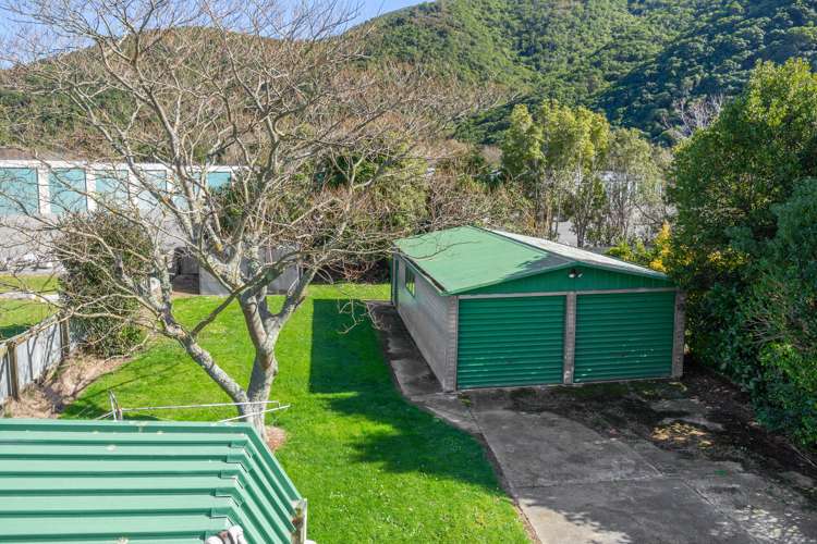 34 Beach Road Waikawa_13