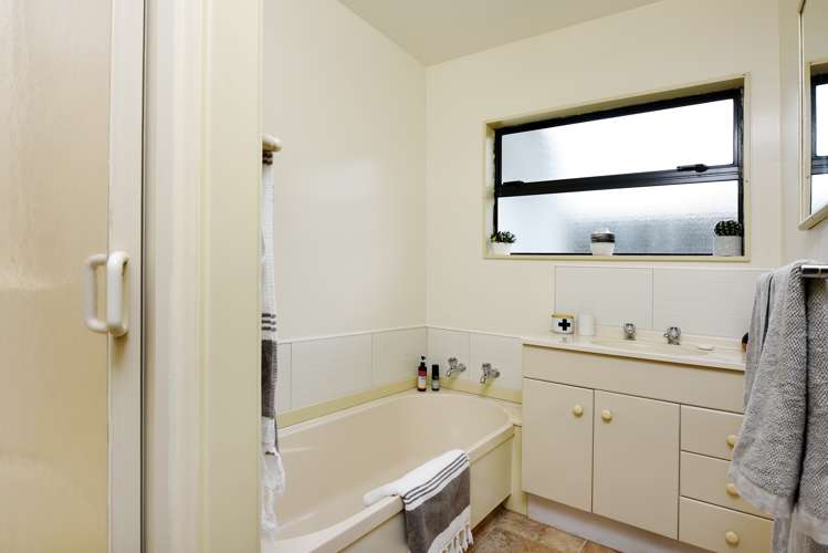 16b Emano Street Toi Toi_10