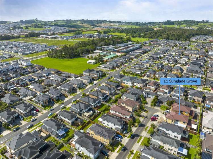 11 Sunglade Grove Flat Bush_17