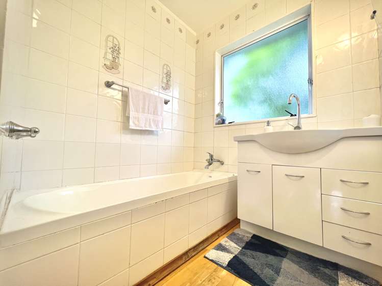 2/62 Granville Drive Massey_6