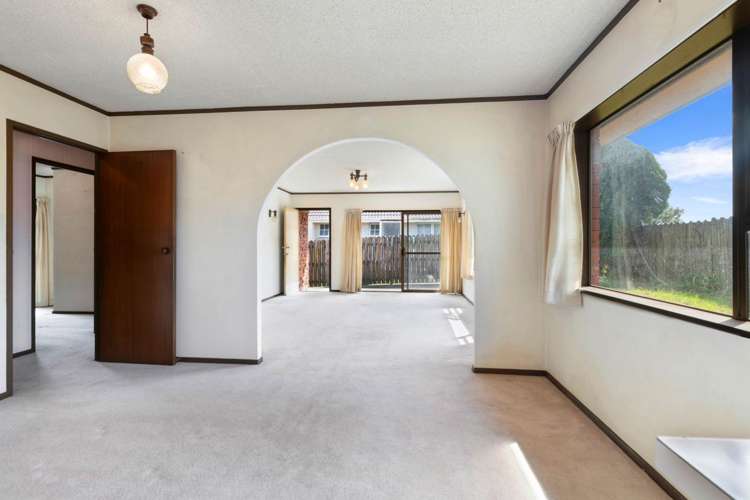 2/162 Prince Regent Drive Farm Cove_1