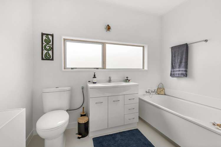 2/4 Ellesmere Avenue Miramar_15