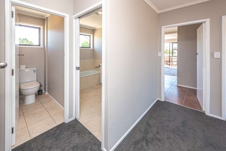 32 Alexandra Street Marton_13