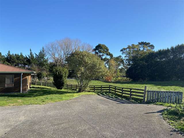 Country Farm House Living