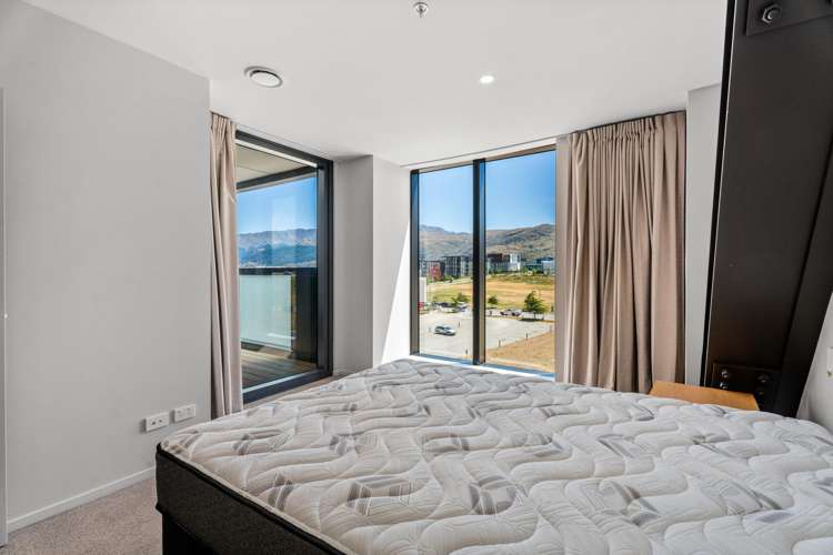 404/16 Mountain Ash Drive_5