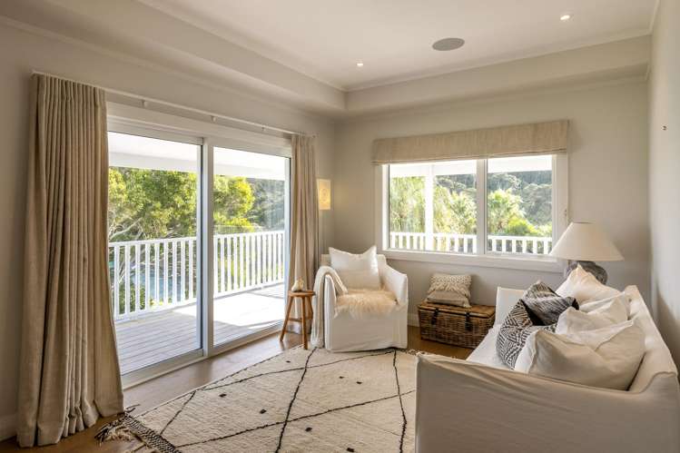379i Gordons Road Waiheke Island_24