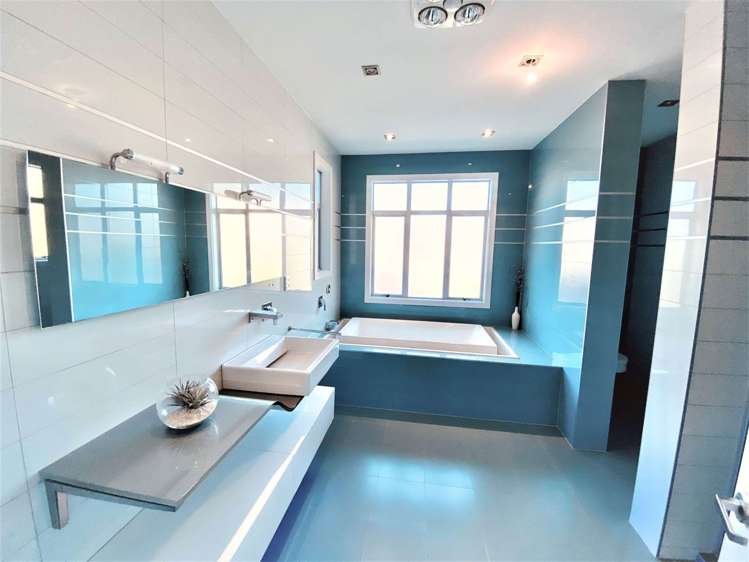 12 Armstrong Farm Drive East Tamaki Heights_16