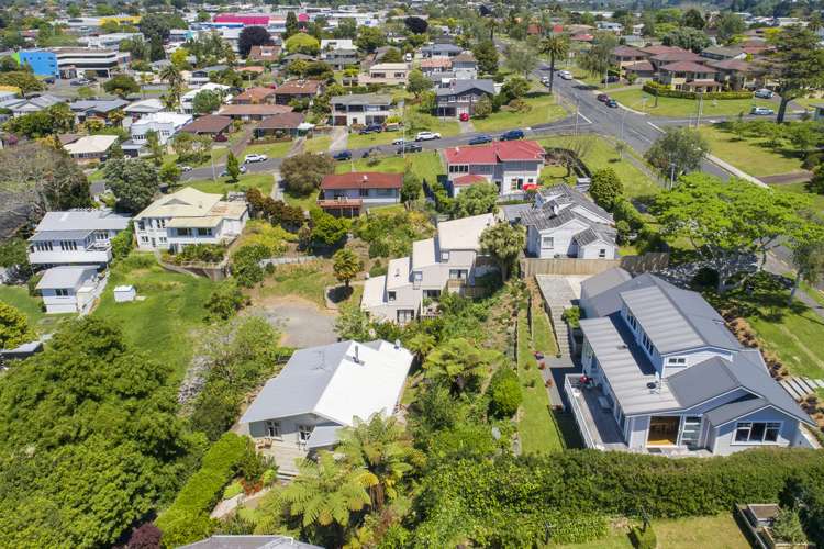 6 Edgecumbe Road Tauranga Central_23