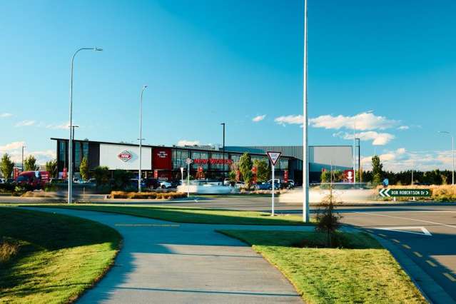 X & Y/Building 3 Ravenswood Central Ravenswood_4