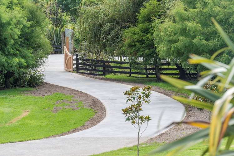 27 Twin Springs Drive Helensville_17