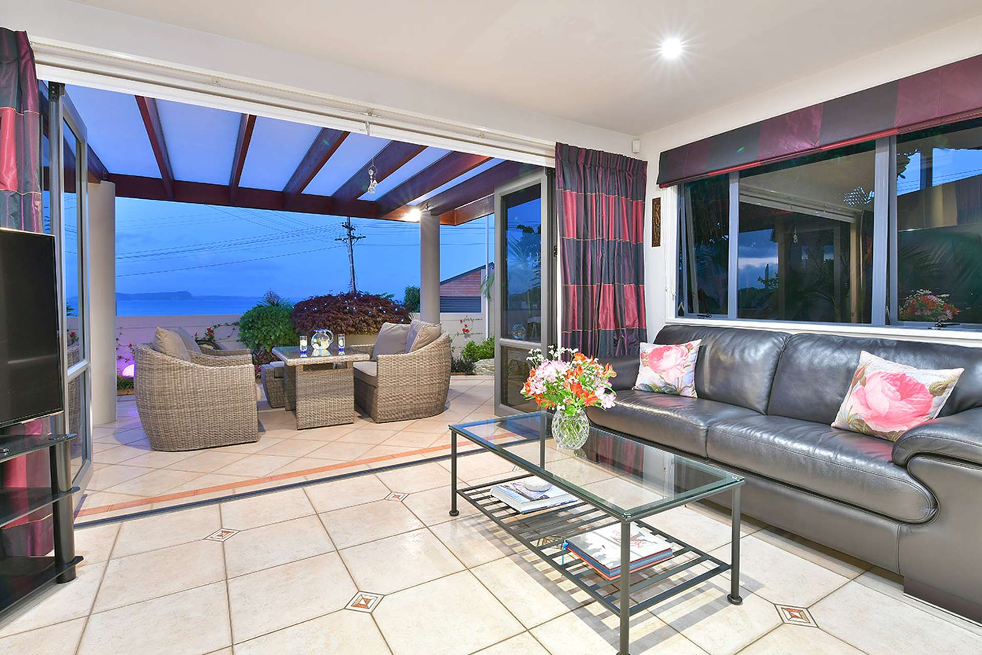 13 Joydon Place Stanmore Bay_0