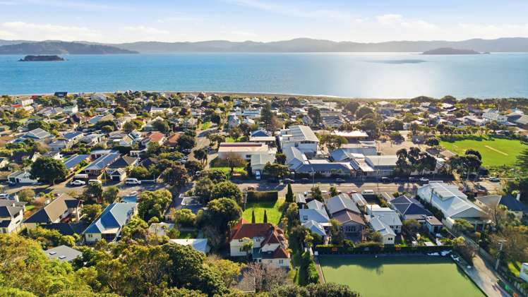 191 and 193 Muritai Road Eastbourne_23