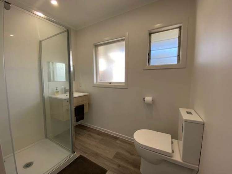 2/54a Northboro Road Belmont_7