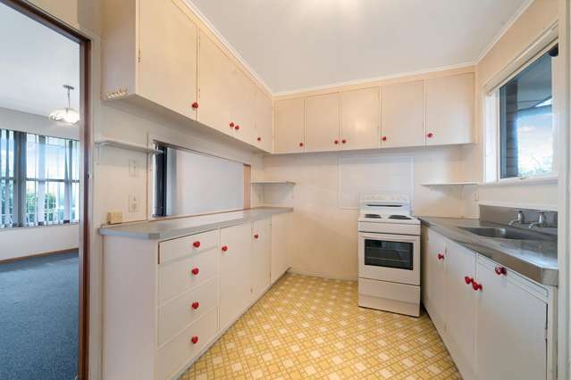 3/77 Royal View Road Te Atatu South_4
