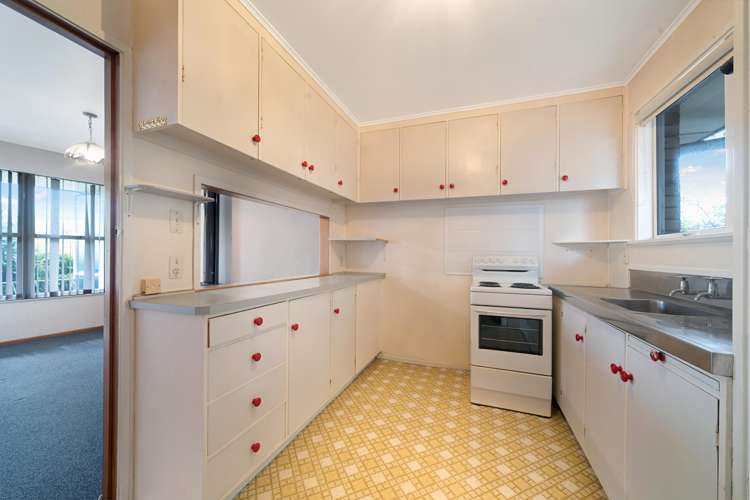 3/77 Royal View Road Te Atatu South_4