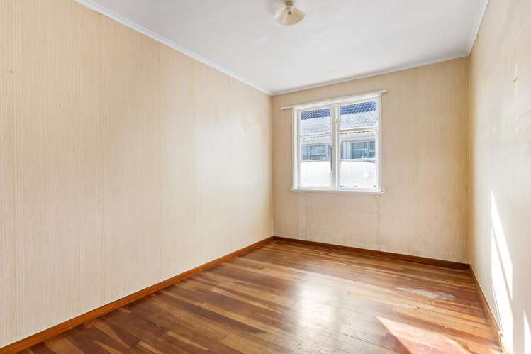 22 Waimana Avenue_5