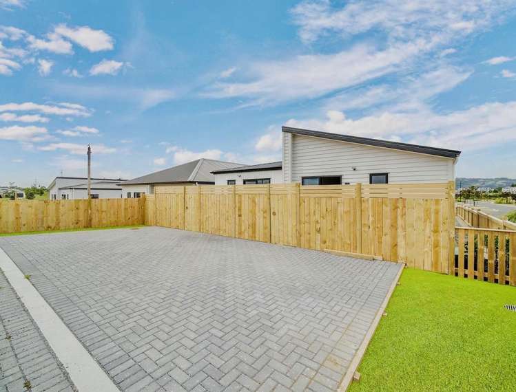 20 Ihi Place Drury_7