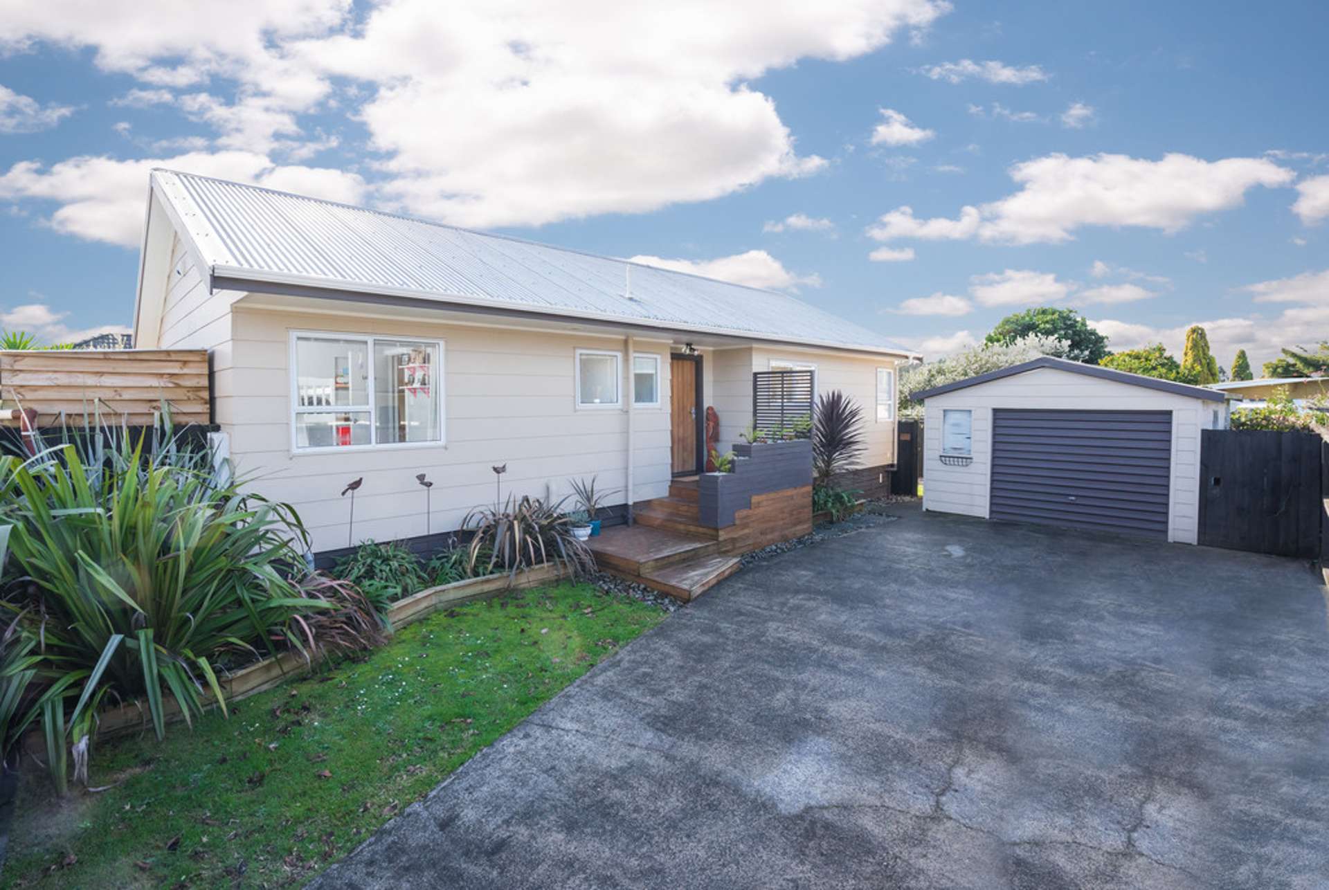 2/13 Prictor Street Papakura_0