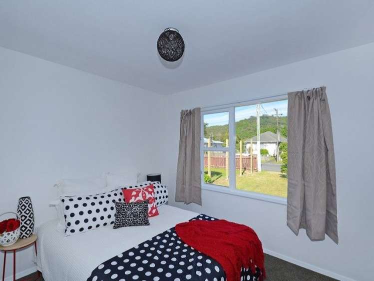 42 Donnelley Drive Wainuiomata_11