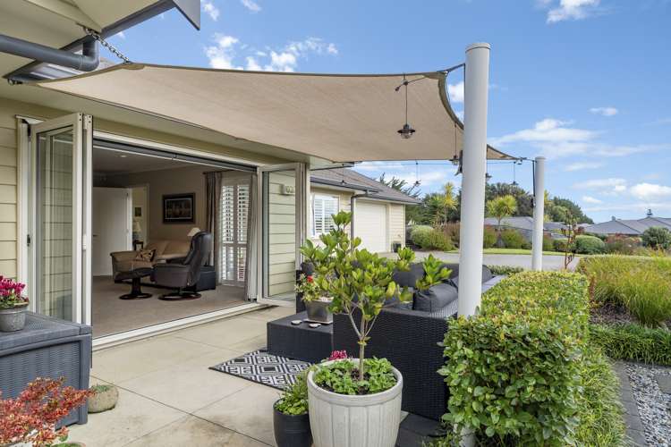 11 Byron Brown Place Otaki Beach_23