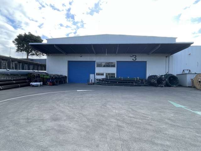 1,964 sqm Pure Albany Warehouse