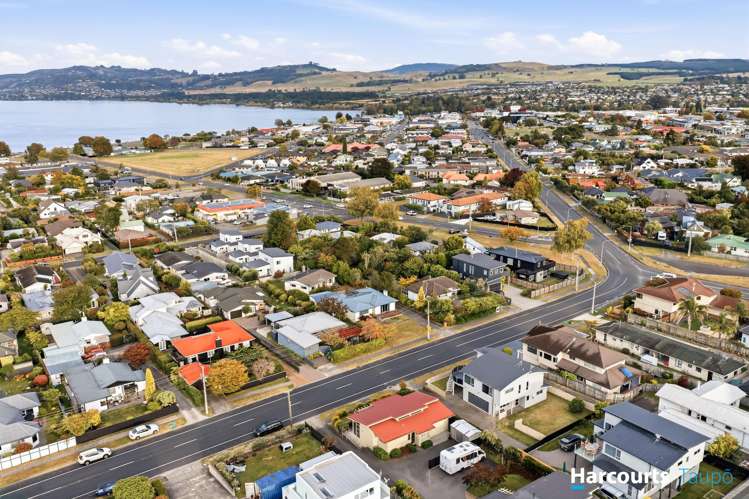 10A Mere Road Taupo_24