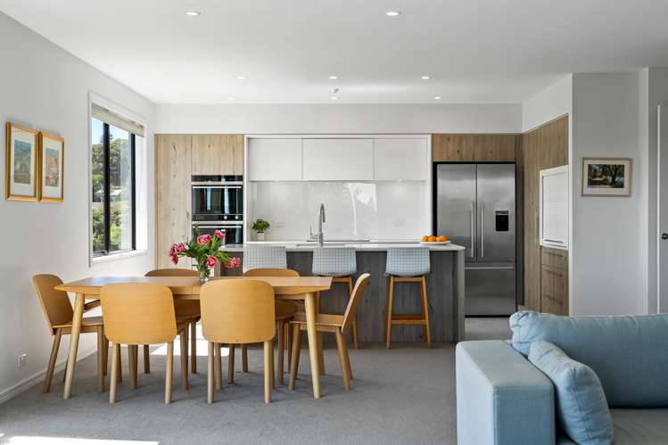 402/2A Raurenga Avenue_5