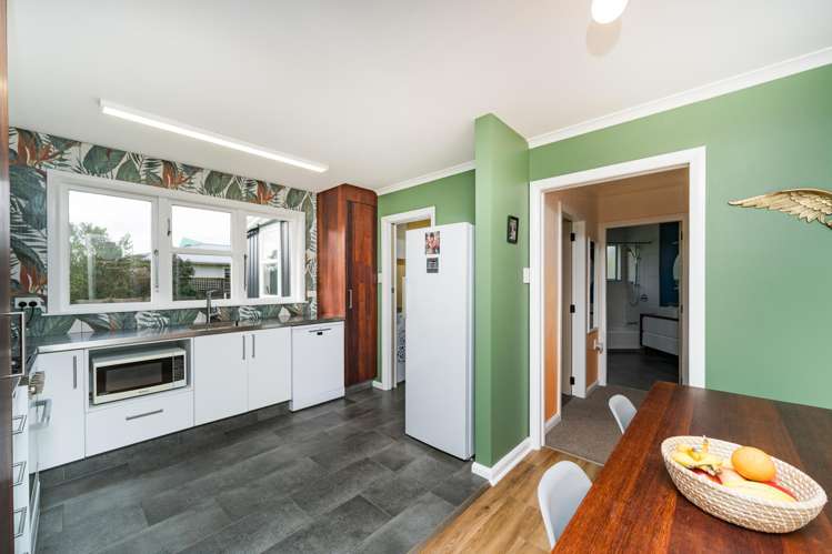 5 Woburn Place Takaro_8