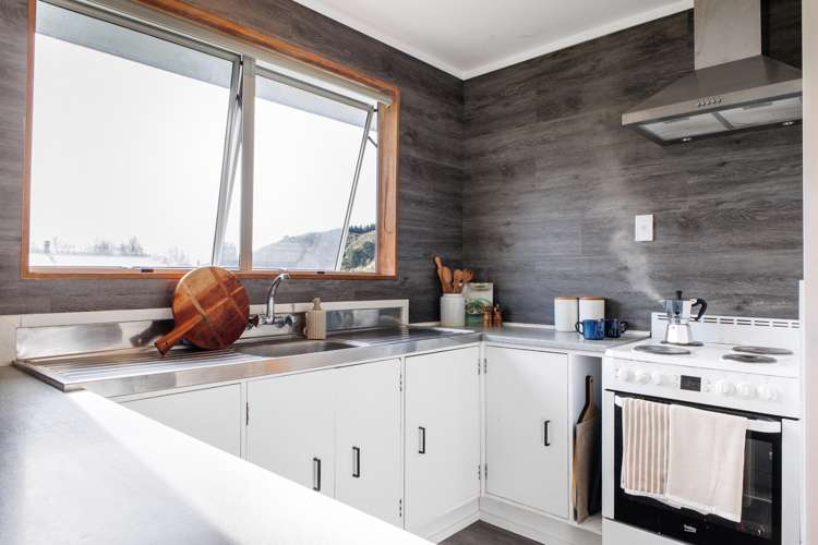 238 Valley Road_2