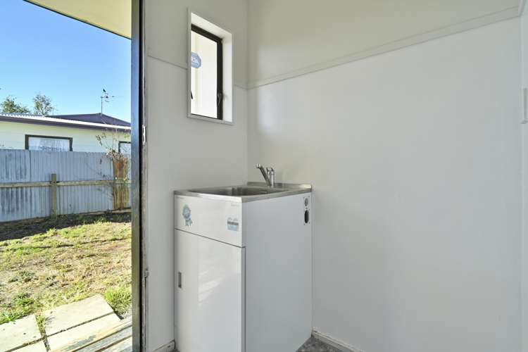 2 Tarbet Street Flaxmere_8