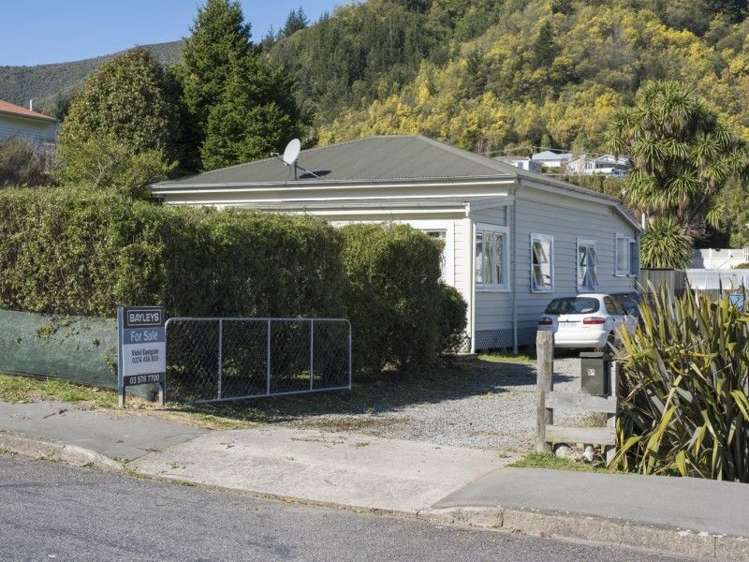 59 Hampden Street Picton_16