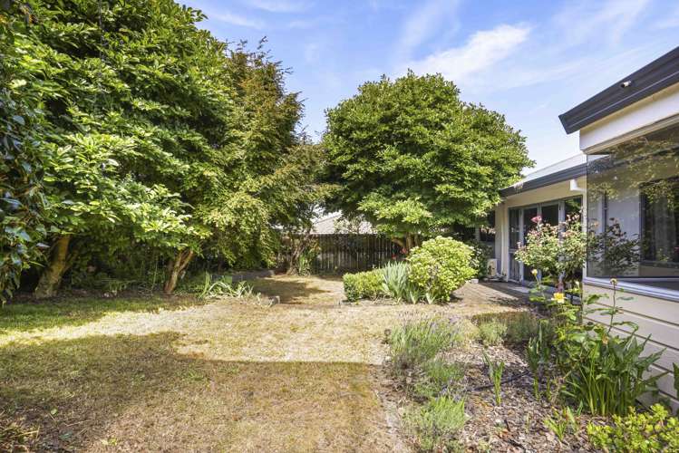 51 Sunnyhills Avenue Glenview_17