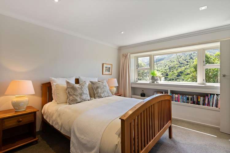 7 Doris Gordon Crescent Crofton Downs_15