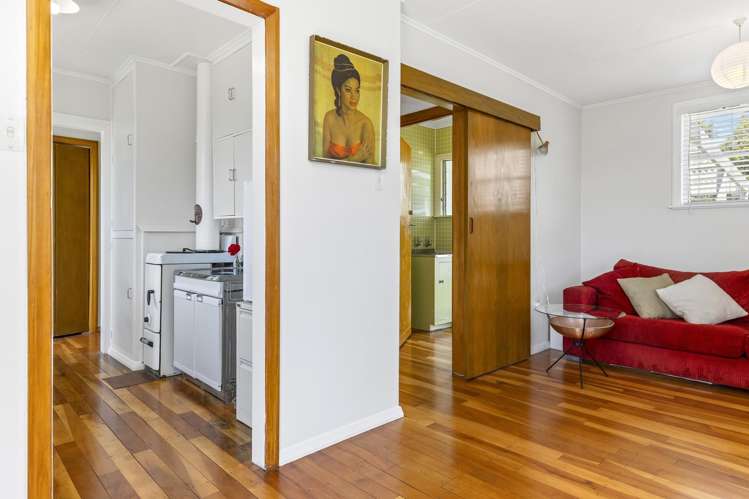 41 Te Rangitautahanga Road Turangi_7