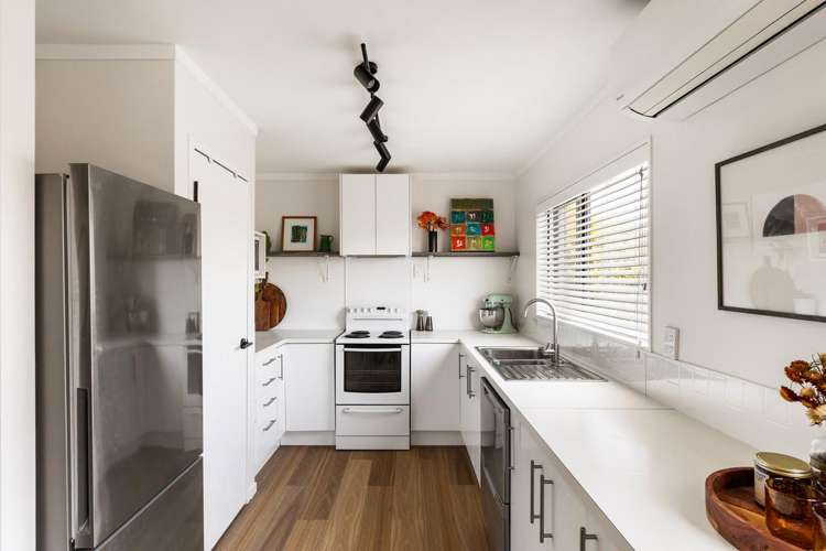 79a Grange Road Otumoetai_11