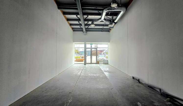 10 Spitfire Square Harewood_10